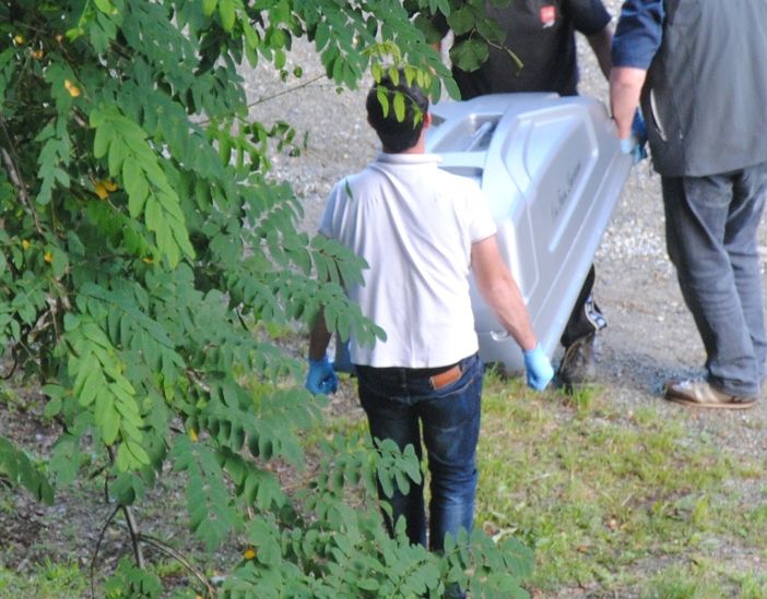 Trovato cadavere nel Tanaro all'altezza del ponte di Pollenzo del giovane scomparso settimane fa Trovato cadavere nel Tanaro all'altezza del ponte di Pollenzo del giovane scomparso settimane fa