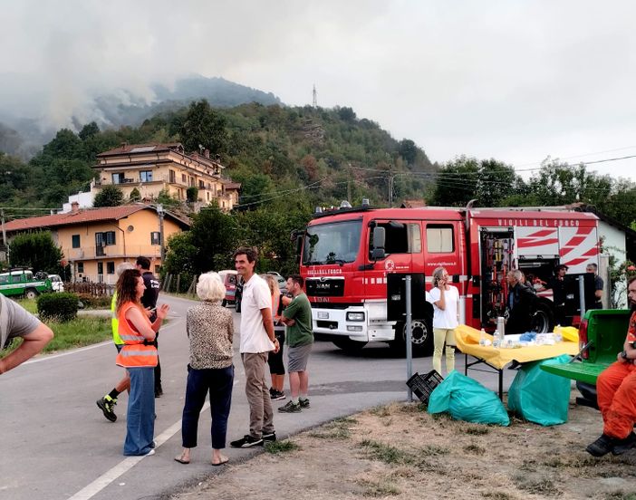 Il presidio per l'emergenza sul posto (Foto Tevino) Il presidio per l'emergenza sul posto (Foto Tevino)