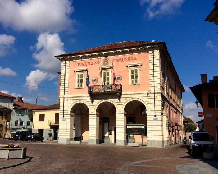 A Moretta anche i monumenti si illuminano con luce led