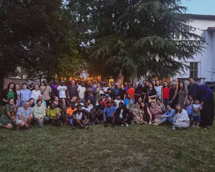 Busca, si chiude con una festa “Il mondo in classe”: quasi cento attestati per la scuola di italiano Busca, si chiude con una festa “Il mondo in classe”: quasi cento attestati per la scuola di italiano