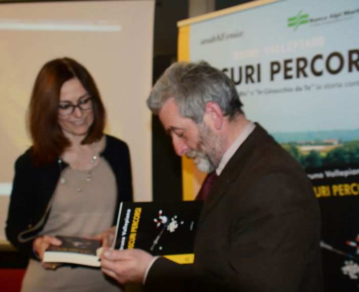 Il noir di Bruno Vallepiano “Oscuri Percorsi” presentato a Pamparato Il noir di Bruno Vallepiano “Oscuri Percorsi” presentato a Pamparato