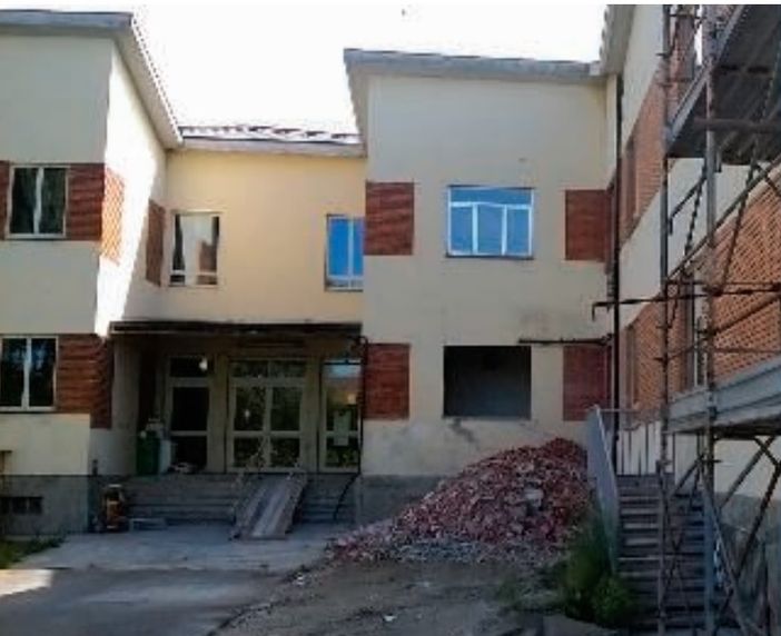 A Genola si va a scuola... nel Castello A Genola si va a scuola... nel Castello