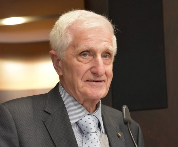 Amilcare Merlo, tra i più importanti imprenditori della Granda, fondatore dell'azienda di San Defendente di Cervasca Amilcare Merlo, tra i più importanti imprenditori della Granda, fondatore dell'azienda di San Defendente di Cervasca