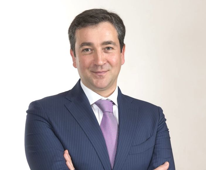 Enrico Faccenda, confermato alla guida del Municipio canalese Enrico Faccenda, confermato alla guida del Municipio canalese