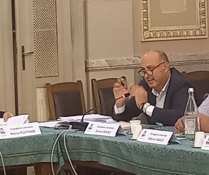 Gestione del verde, proposta del Centro-destra: “Esternalizzazione e suddivisione in lotti, come per lo sgombero neve”