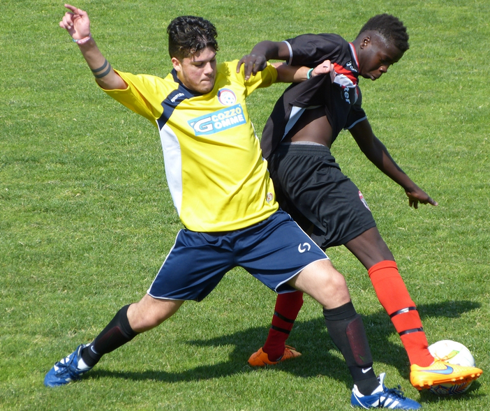 Allievi Busca in azione (foto DV) Allievi Busca in azione (foto DV)