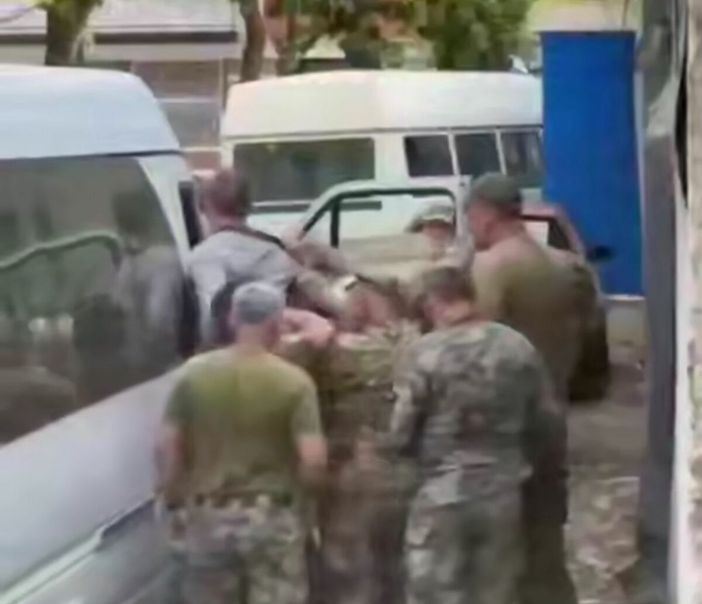 Il nuovo ministro della Difesa ucraino fa al Parlamento un primo discorso col botto