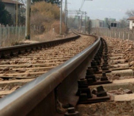 Circolazione ferroviaria rallentata questa mattina per un furto di rame nei pressi della stazione di Moncalieri Circolazione ferroviaria rallentata questa mattina per un furto di rame nei pressi della stazione di Moncalieri