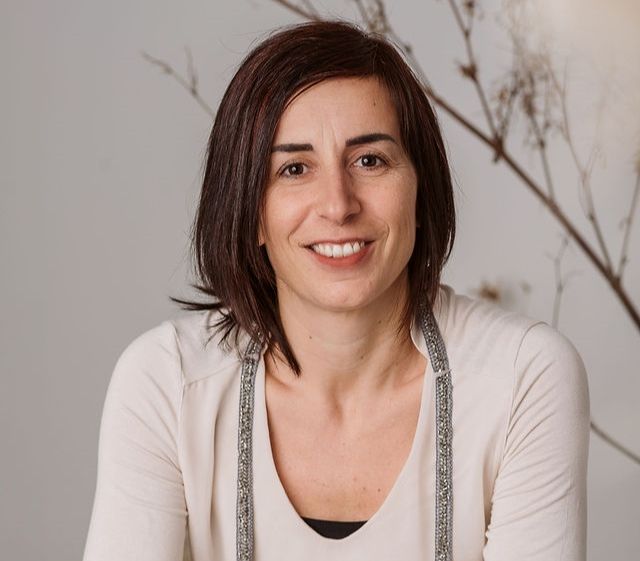 Elisa Audino, poeta e scrittrice di origine borgarina presenta all'Ippogrifo Bookstore il suo romanzo "Orata in offerta" Elisa Audino, poeta e scrittrice di origine borgarina presenta all'Ippogrifo Bookstore il suo romanzo "Orata in offerta"