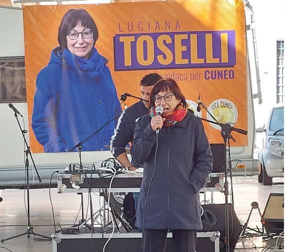 A Cuneo festa di chiusura campagna elettorale per la candidata sindaca Luciana Toselli