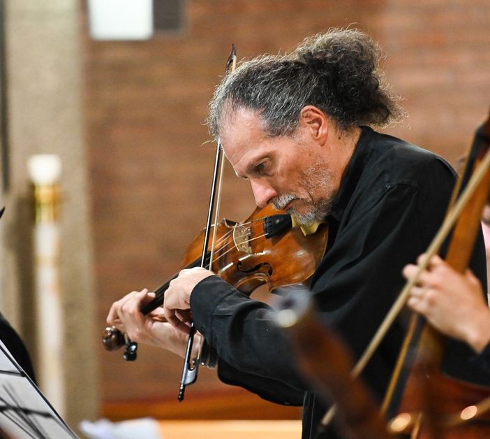 Venerdì 19 luglio a Saluzzo risuonano le 'Suites' di Bach