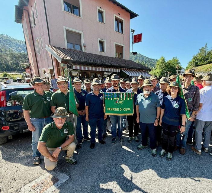 Gli alpini dell'ANA Ceva al raduno nazionale al Colle di Nava Gli alpini dell'ANA Ceva al raduno nazionale al Colle di Nava