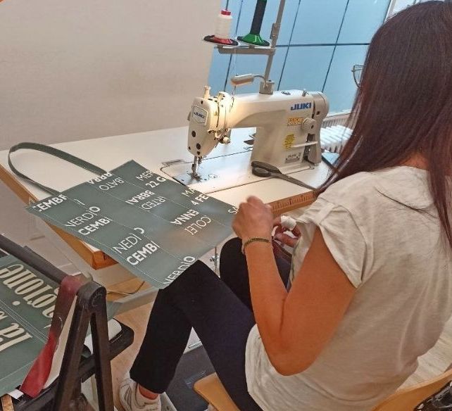 Alba, domani l'inaugurazione del nuovo laboratorio Slow Bag Alba, domani l'inaugurazione del nuovo laboratorio Slow Bag