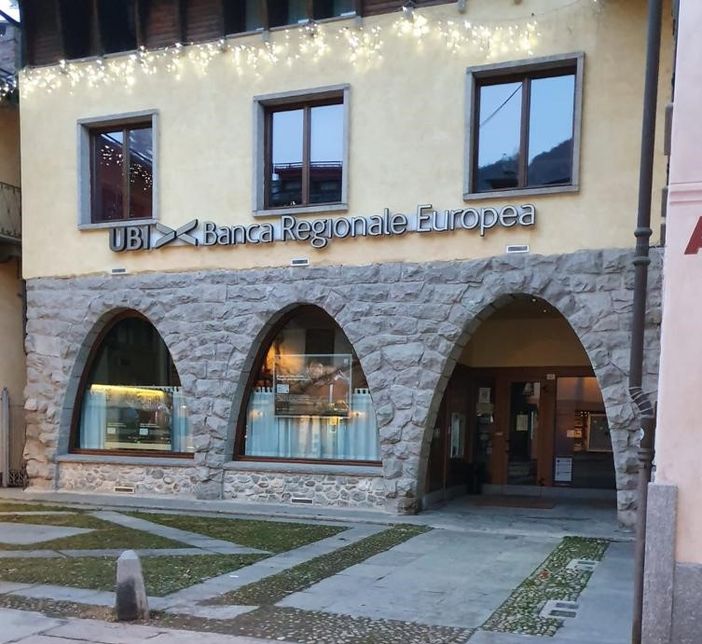 Chiuso lo sportello UBI di Limone, anziani senza bancomat costretti a scendere a Roccavione per prelevare. Il sindaco Riberi: “Inammissibile”