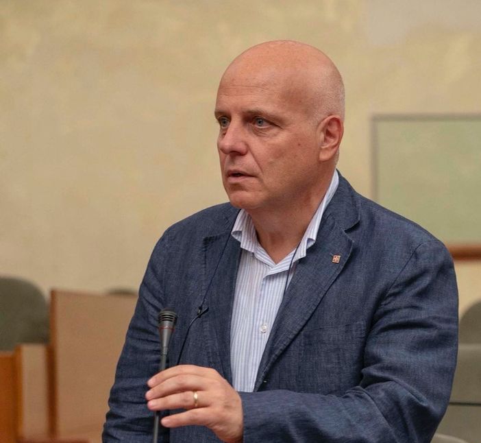 Tangenziale albese rimarrà gratuita, Marello: "Cirio e Gabusi fanno propaganda elettorale" Tangenziale albese rimarrà gratuita, Marello: "Cirio e Gabusi fanno propaganda elettorale"