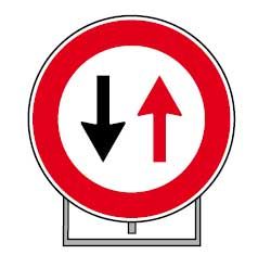 Strada Cengio-Saliceto: da lunedì transito a senso unico alternato