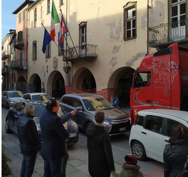 Il presidente della Regione Cirio a Dronero, viabilità e circonvallazione i temi al centro dell'incontro con il sindaco