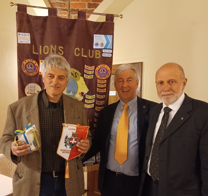 Lions Club Mondovì Monregalese con il geologo Aldo Acquarone Lions Club Mondovì Monregalese con il geologo Aldo Acquarone