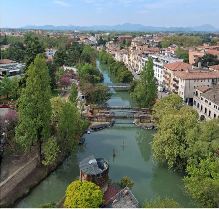 Mondovì, gli alunni della terza "Cordero" in visita di istruzione a Padova Mondovì, gli alunni della terza "Cordero" in visita di istruzione a Padova