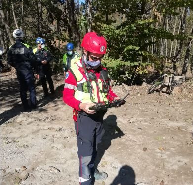 Val Tanaro, in azione i droni per cercare le bare disperse nell’alluvione