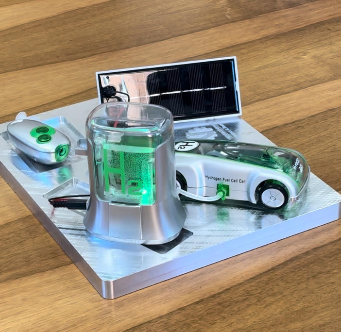 Sperimentazioni sull’auto a idrogeno all’Itis Rivoira di Verzuolo Sperimentazioni sull’auto a idrogeno all’Itis Rivoira di Verzuolo