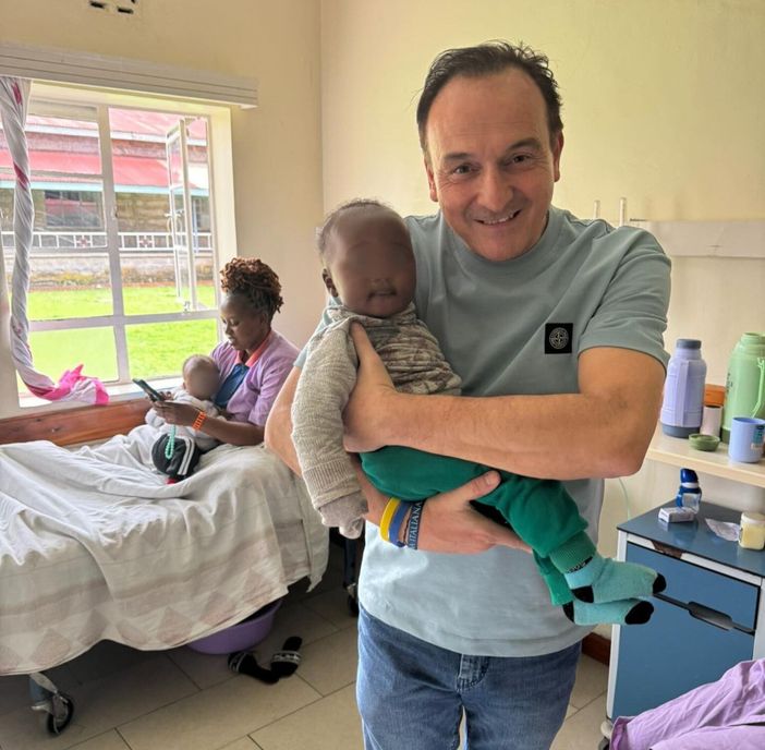Gli auguri di buon anno del presidente Cirio dall'ospedale pediatrico North Kinangop, nel cuore del Kenya Gli auguri di buon anno del presidente Cirio dall'ospedale pediatrico North Kinangop, nel cuore del Kenya
