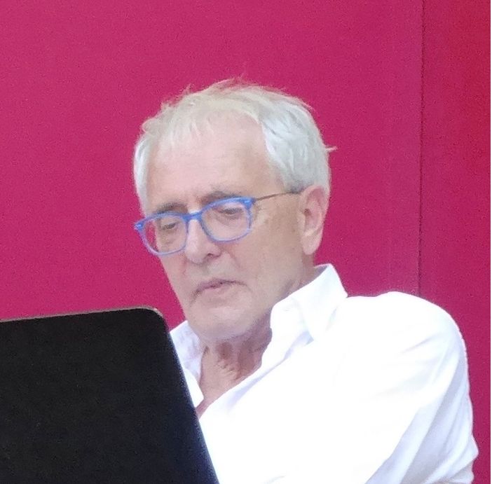 Al centro culturale Ambrosino di Peveragno lo spettacolo "I suoi raggi arriveranno fin qui"