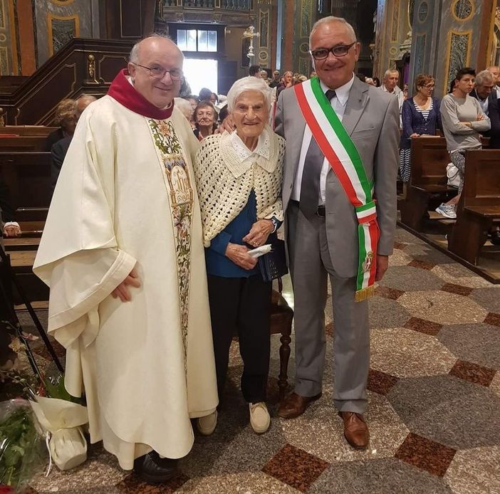 Vicoforte: Rita Fenoglio spegne 100 candeline Vicoforte: Rita Fenoglio spegne 100 candeline