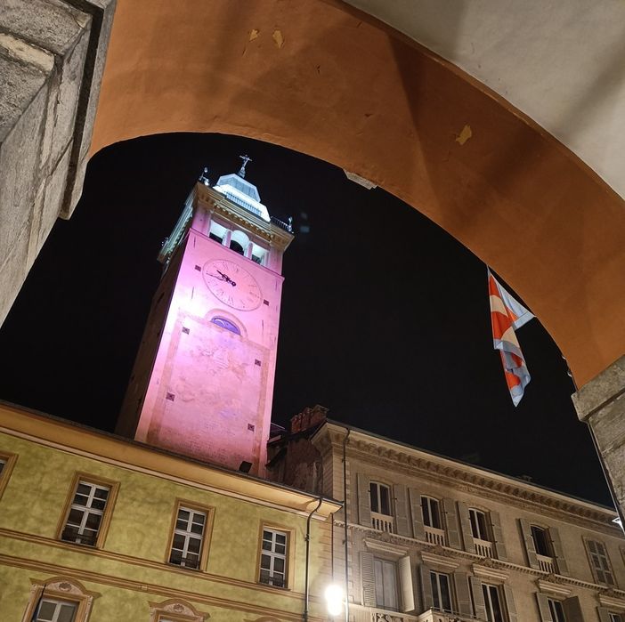 Da Cuneo a Bra, monumenti illuminati per la Giornata sulla consapevolezza del lutto neonatale Da Cuneo a Bra, monumenti illuminati per la Giornata sulla consapevolezza del lutto neonatale