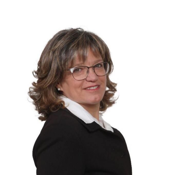 Un nuovo sindaco per il paese "dei quattro vini": a Neive vince Annalisa Ghella