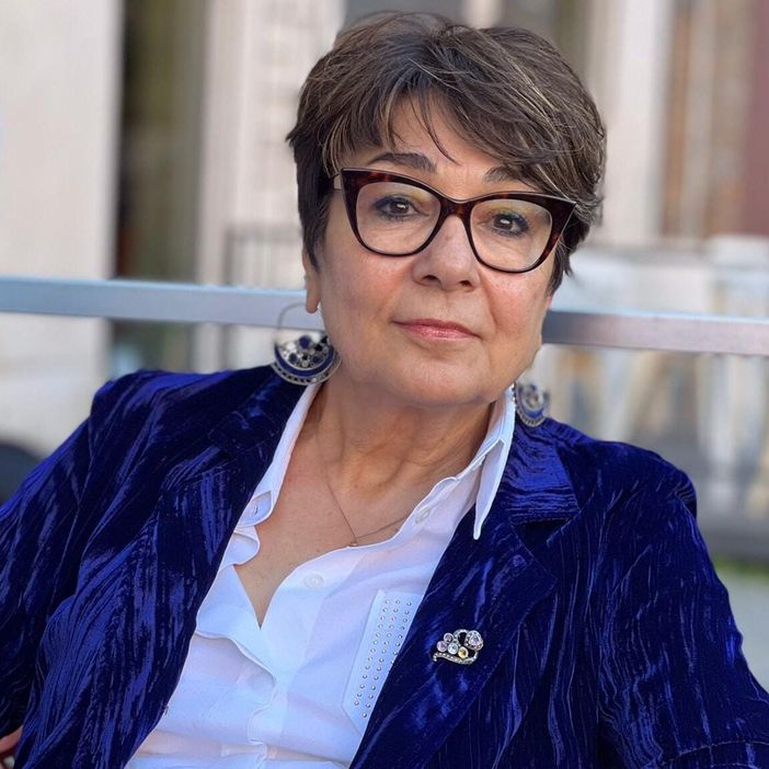 La professoressa Faezeh Mardani, docente all'Università di Bologna