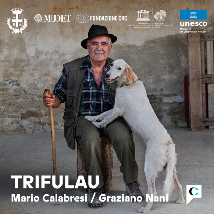 Copertina del podcast è una delle immagini del fotografo statunitense Steve McCurry, Realizzata per la mostra permanente “Truffle hunters and their dogs” del Mudet Copertina del podcast è una delle immagini del fotografo statunitense Steve McCurry, Realizzata per la mostra permanente “Truffle hunters and their dogs” del Mudet