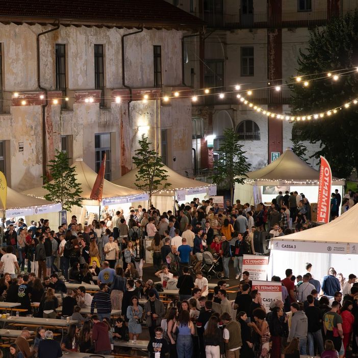 “C’è fermento”, il salone delle birre artigianali è in programma da giovedì 19 a domenica 22 giugno 2025 presso “Il Quartiere” a Saluzzo