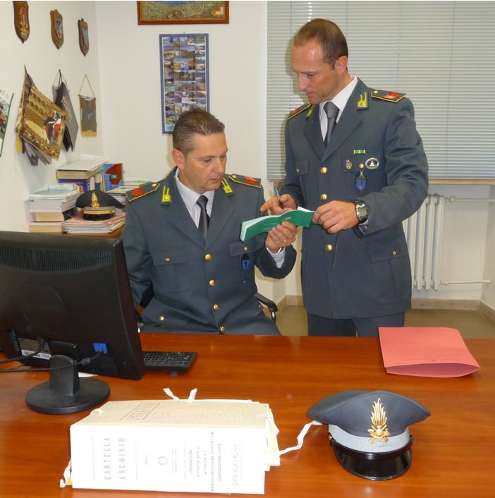 Un momento della "consegna" degli orti pubblici