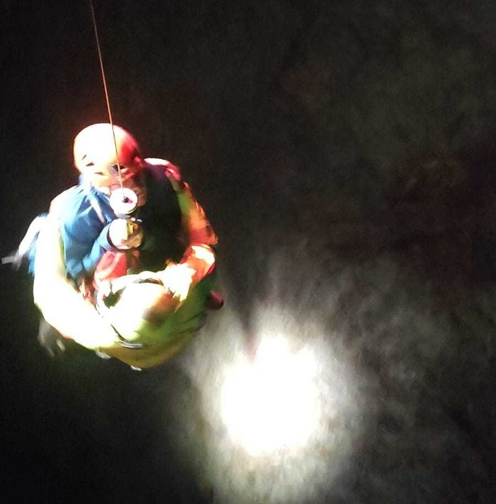 Soccorsi alpinisti inglesi bloccati su cresta Sigismondi in valle Gesso [VIDEO]