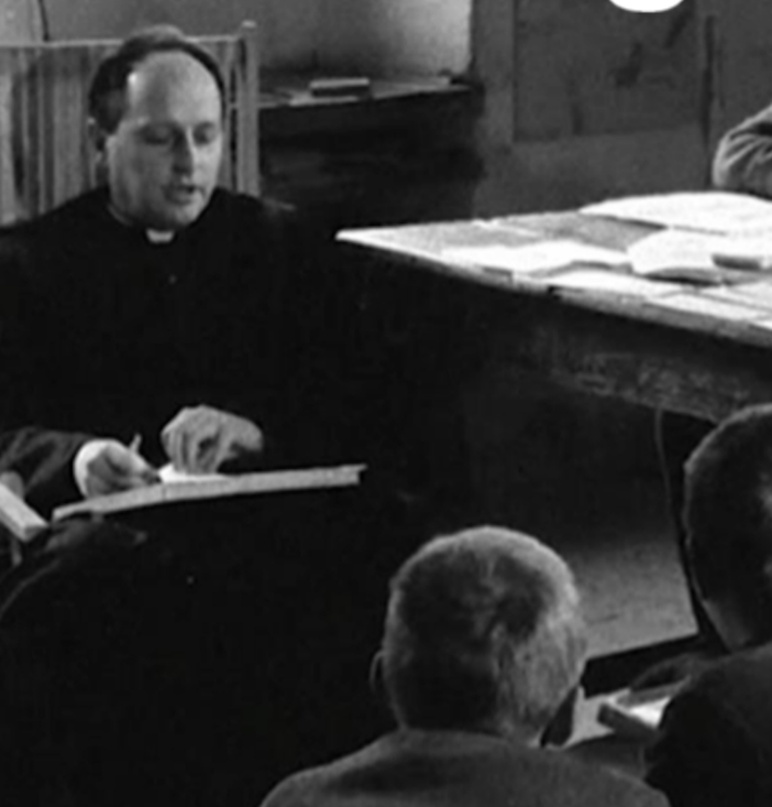 A Beinette uno spettacolo riservato agli studenti della secondaria sulla scuola di don Milani