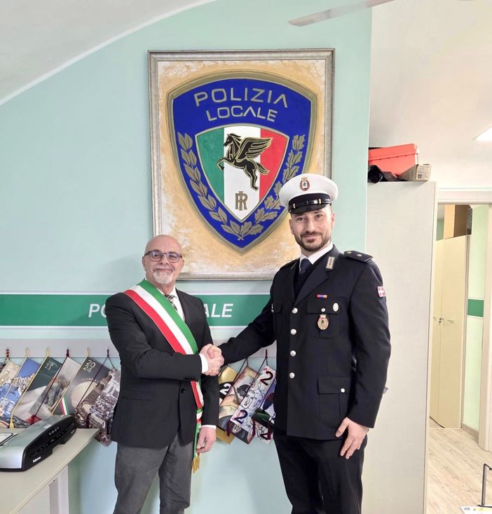 Il sindaco Ivano Airaldi con l’Ispettore Francesco Rossetti