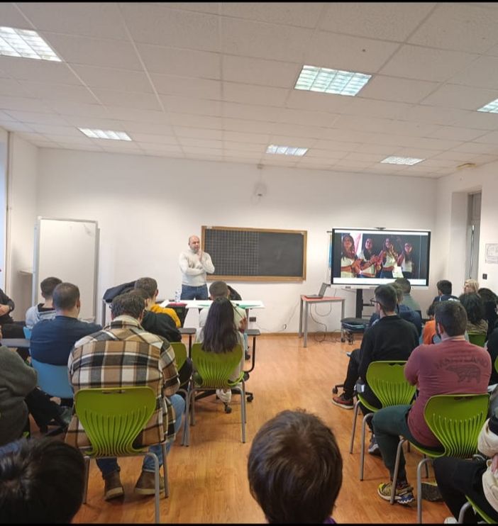 Perlo rafforza la collaborazione con l'Istituto Agrario di Mondovì Perlo rafforza la collaborazione con l'Istituto Agrario di Mondovì