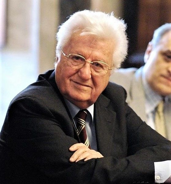 L'avvocato Nello Streri L'avvocato Nello Streri