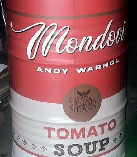 Uno degli allestimenti urbani a tema che verrà installato nel centro di Mondovì