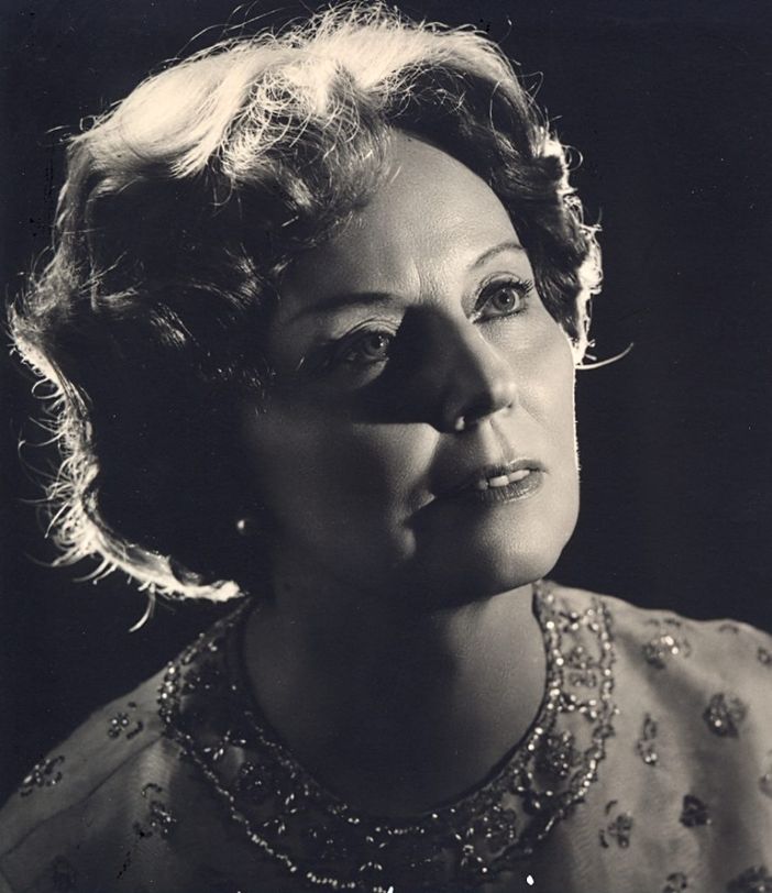 Magda Olivero Magda Olivero