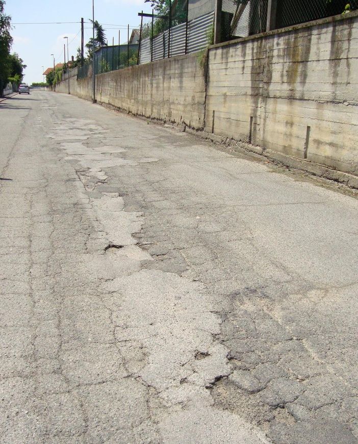 Festa in via Sant'Antonio a Marene per l'annuncio di inizio lavori