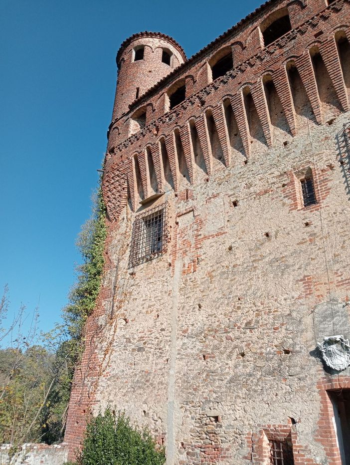 Verzuolo, un “mondo magico” al castello