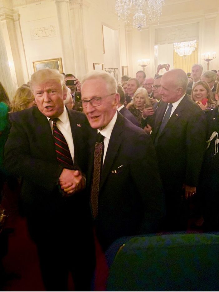 Ghisolfi ha incontrato il presidente Trump. "Simpatico, ma sui dazi l'Italia non avrà gioco facile" Ghisolfi ha incontrato il presidente Trump. "Simpatico, ma sui dazi l'Italia non avrà gioco facile"