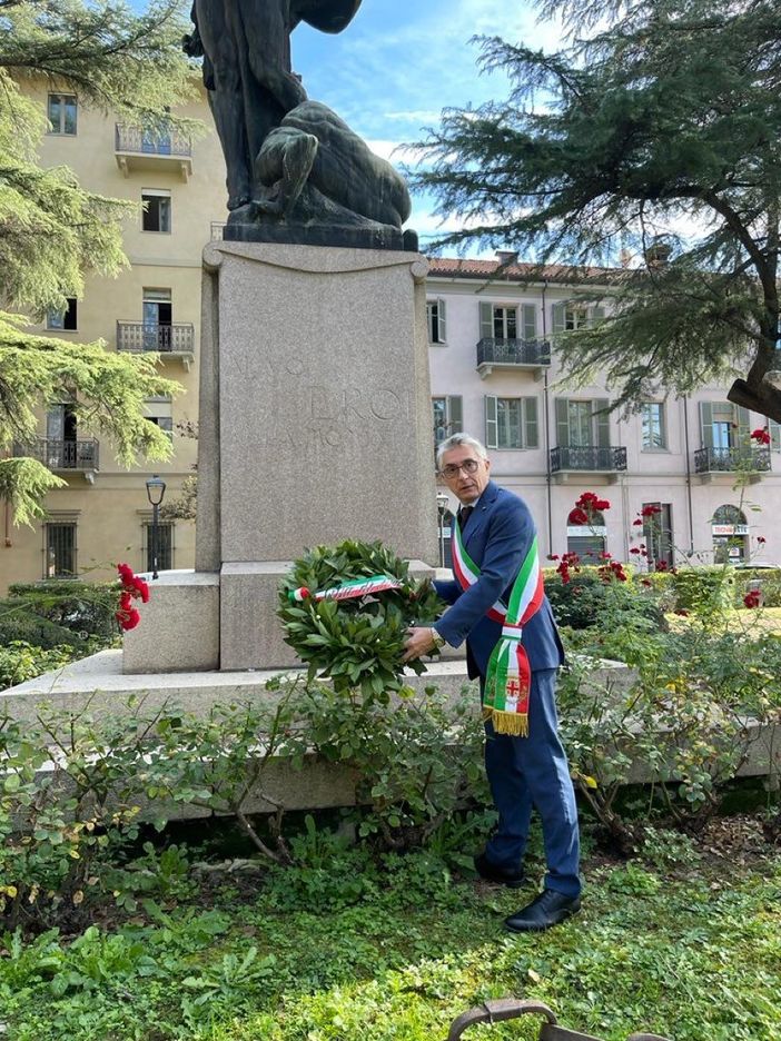 Alba celebra la giornata dell'Unità Nazionale e delle Forze Armate