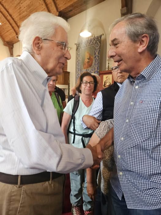 La foto del saluto con Mattarella postata dal sindaco di Bra Gianni Fogliato
