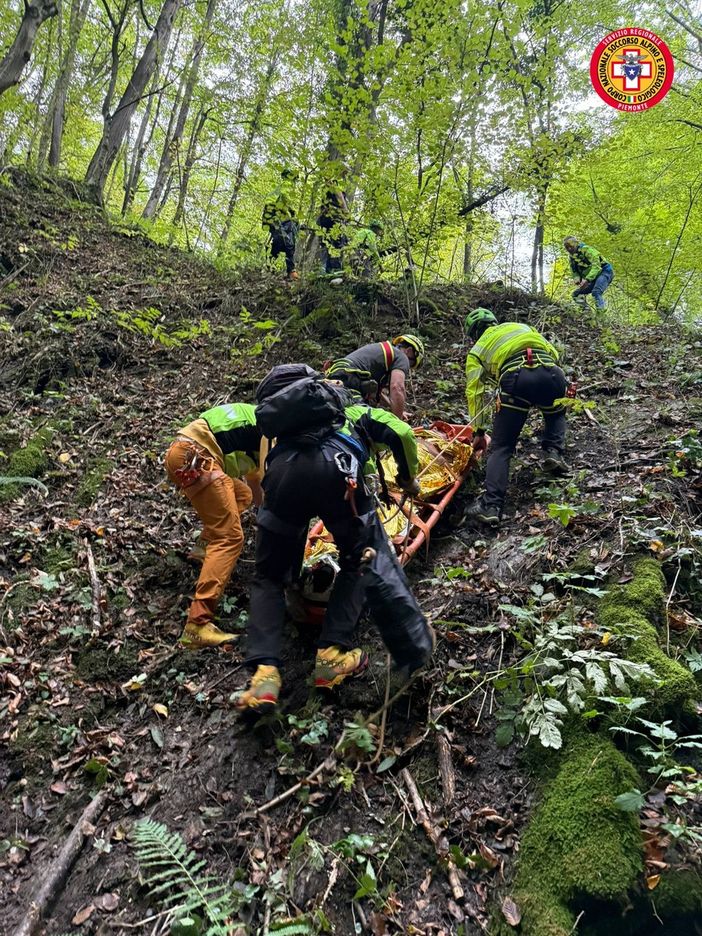 Vigili del Fuoco, Soccorso Alpino e 118 mobilitati per un pescatore precipitato in un torrente: l’uomo grave in ospedale Vigili del Fuoco, Soccorso Alpino e 118 mobilitati per un pescatore precipitato in un torrente: l’uomo grave in ospedale