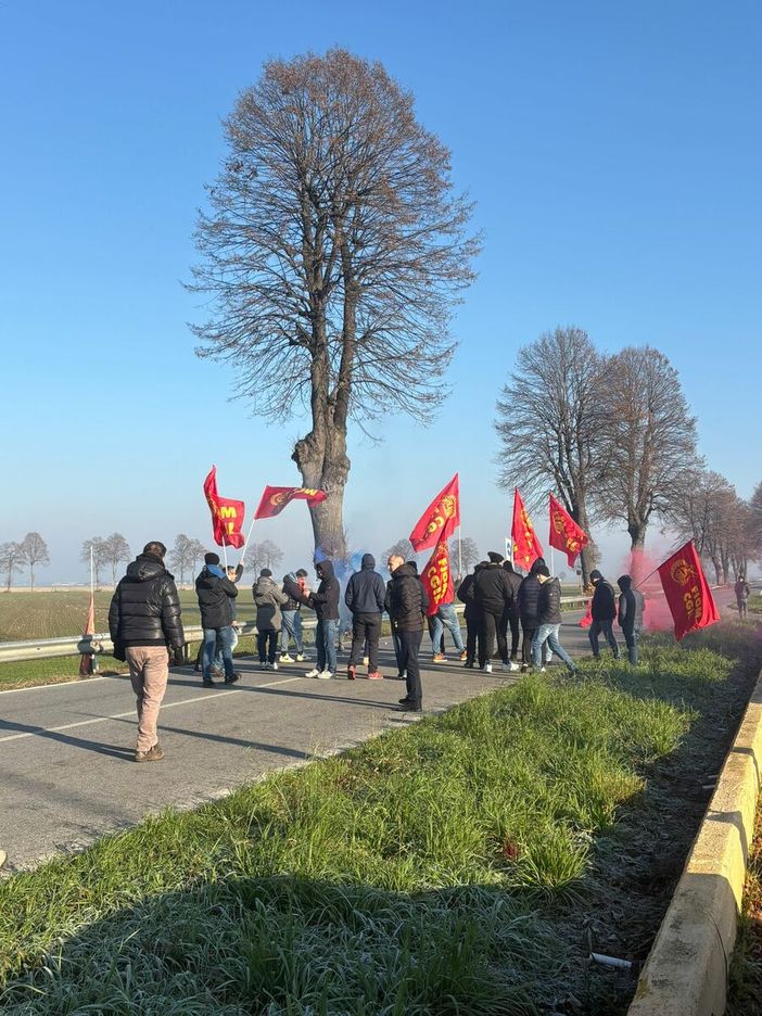 Nuovo presidio a Racconigi, Calderoni (Pd): "I lavoratori dell'ex Ilva denunciano il silenzio delle istituzioni"