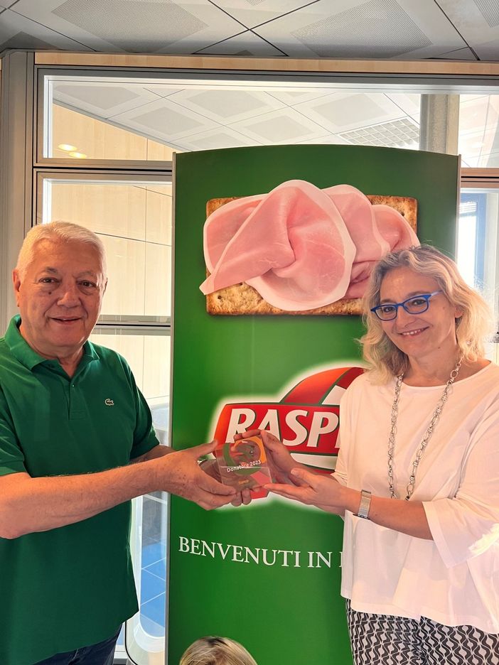A Raspini il riconoscimento "donatore 2023" del Banco Alimentare A Raspini il riconoscimento "donatore 2023" del Banco Alimentare