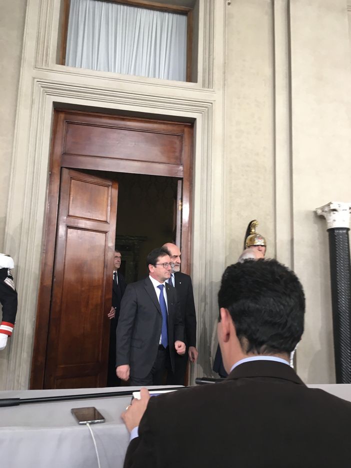Michelino Davico davanti alla porta del Quirinale